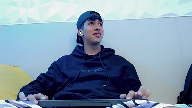 Jake tripp online show from 09/26/25, 03:54