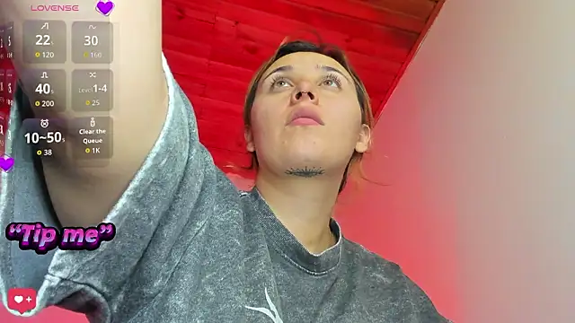 bonnie moon  online show from 02/03/26, 08:36