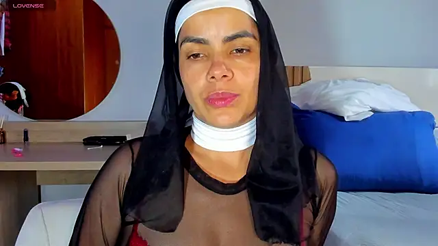 ClaraMariaMon online show from 03/07/25, 06:54