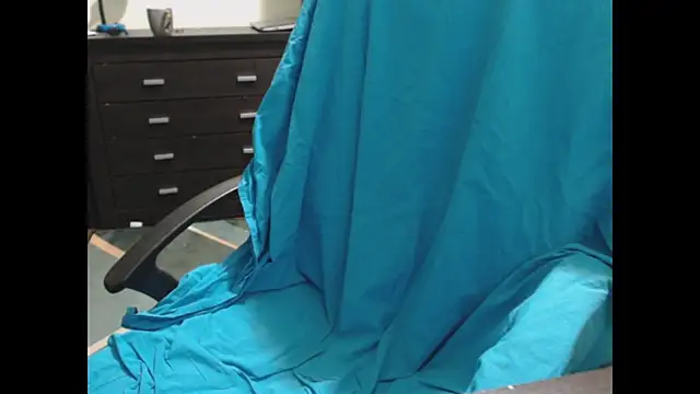 sexualtensionrelation online show from 12/18/25, 09:43