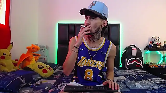 Snapshot of Brutal_Sex_Fucking chatting on 06/24/26, 09:14 Brutal Sex Fucking online show from 06/24/26, 09:14