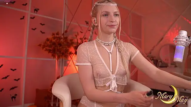 marylunamay online show from 11/30/25, 04:05