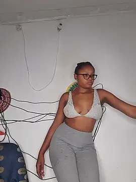 hot-tandy online show from 03/16/25, 09:27