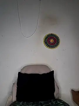 hot-tandy online show from 10/15/25, 06:19