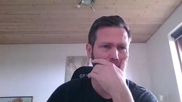 Snapshot of Gotta1 chatting on 01/19/25, 11:34 Gotta1 online show from 01/19/25, 11:34