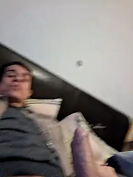 Snapshot of Tulio_maravilha12 chatting on 02/07/26, 04:54 Tulio maravilha12 online show from 02/07/26, 04:54