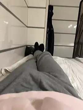 young1fucker online show from 12/15/24, 10:39