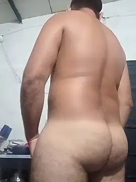 travieso2893 online show from 10/16/25, 02:34