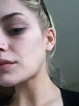 Lolitaxlola online show from 03/20/25, 05:47