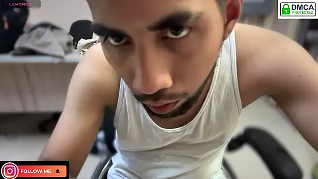 EnriquePersian197 online show from 04/04/26, 06:00