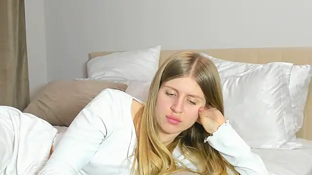 Snapshot of kirraa_ chatting on 02/02/26, 07:56 kirraa online show from 02/02/26, 07:56