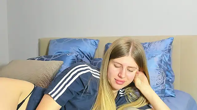 Snapshot of kirraa_ chatting on 02/12/26, 09:54 kirraa online show from 02/12/26, 09:54