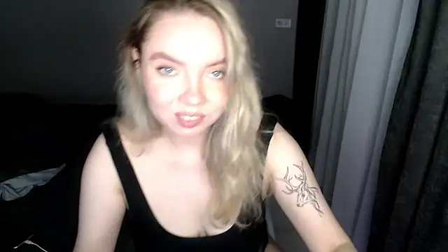 Snapshot of PolinaXXXJones chatting on 03/12/25, 04:24 PolinaXXXJones online show from 03/12/25, 04:24