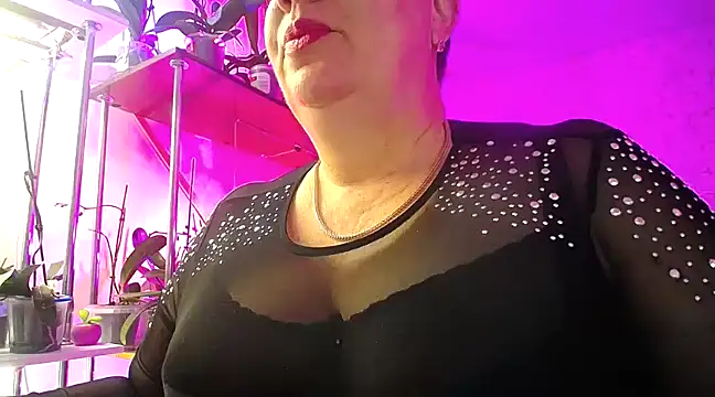 Snapshot of _Sweet_Woman chatting on 01/11/25, 05:20  Sweet Woman online show from 01/11/25, 05:20