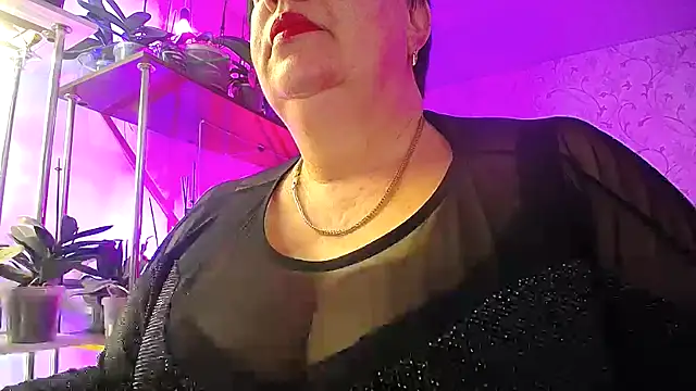  Sweet Woman online show from 12/18/25, 11:05