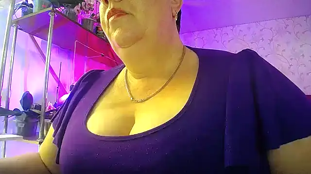  Sweet Woman online show from 04/25/26, 01:41