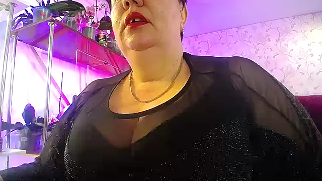  Sweet Woman online show from 05/05/26, 05:26