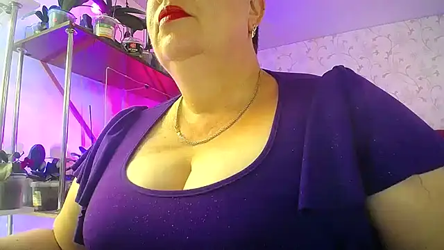 Snapshot of _Sweet_Woman chatting on 07/02/26, 01:17 Sweet Woman online show from 07/02/26, 01:17