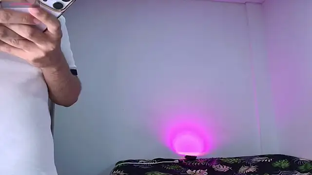 Naytoon  lex online show from 04/22/26, 10:06