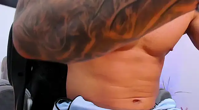 OwenMaximus814 online show from 12/04/24, 07:34