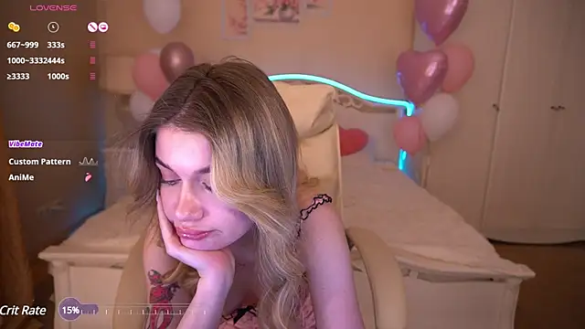 Snapshot of AnacondaOn chatting on 02/15/25, 06:33 AnacondaOn online show from 02/15/25, 06:33