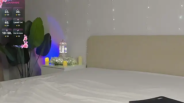 Emmanuelleee online show from 12/20/25, 06:09