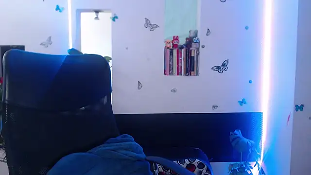 Lia-mitch online show from 02/20/26, 01:55