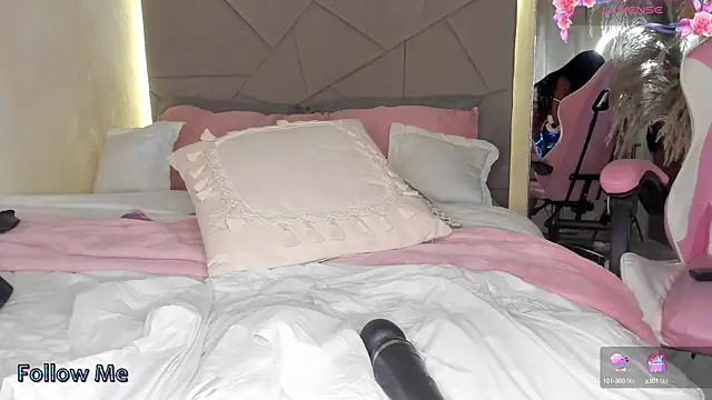 haileylovee2 online show from 02/21/25, 03:01