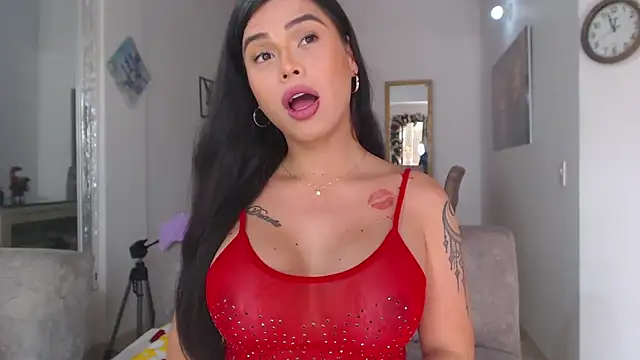 Snapshot of divinepleasury chatting on 11/11/25, 05:57 divinepleasury online show from 11/11/25, 05:57