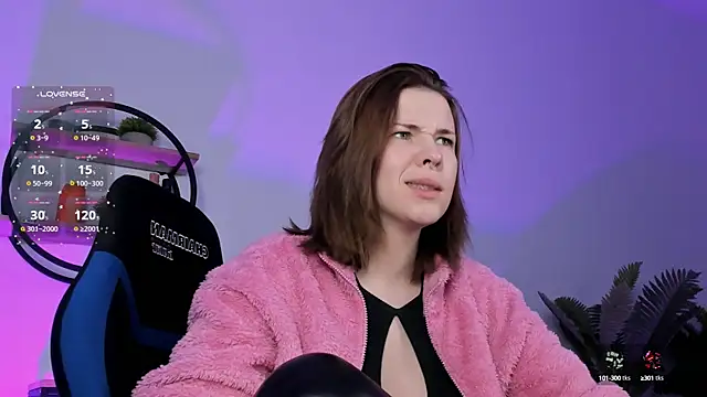 AliceSunday online show from 02/12/25, 01:59