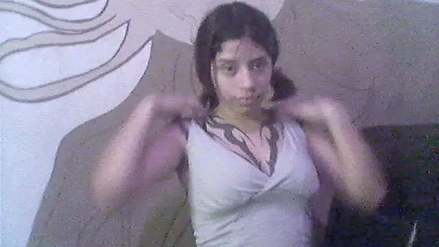 Snapshot of isa_ar chatting on 09/22/25, 06:21 isa ar online show from 09/22/25, 06:21