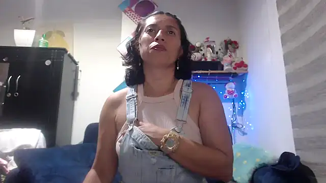 Snapshot of sexy_mary_69 chatting on 10/14/25, 11:16 sexy mary 69 online show from 10/14/25, 11:16