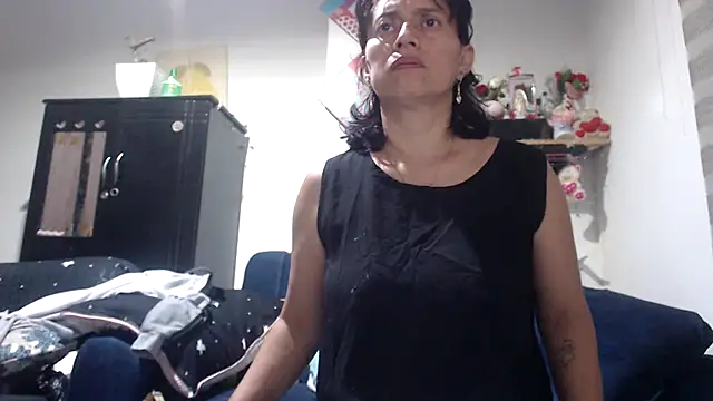 Snapshot of sexy_mary_69 chatting on 10/26/25, 11:31 sexy mary 69 online show from 10/26/25, 11:31