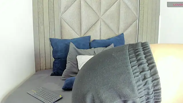 BriaConner  online show from 02/24/25, 02:51