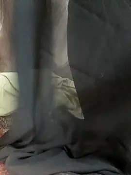 Snapshot of Shikhasexy34 chatting on 11/23/25, 04:45 Shikhasexy34 online show from 11/23/25, 04:45