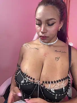 MadeleineSanez online show from 03/12/26, 08:15