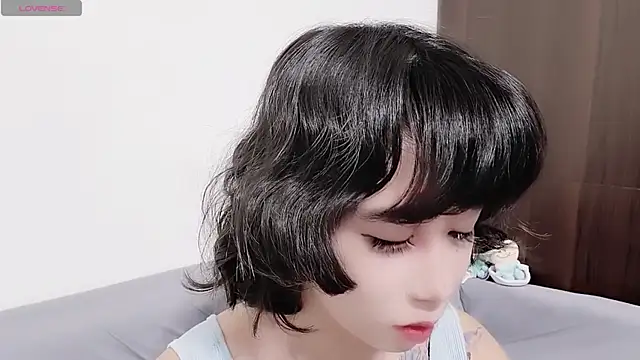 Snapshot of Fine-sand chatting on 07/14/26, 02:01 Fine-sand online show from 07/14/26, 02:01