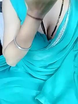 Snapshot of Bulbul_02 chatting on 11/22/25, 05:50 Bulbul 02 online show from 11/22/25, 05:50