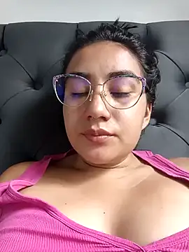 Hellen Alex online show from 02/05/25, 03:09