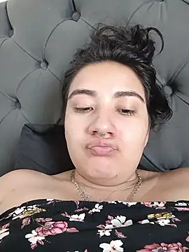 Hellen Alex online show from 01/15/26, 01:05