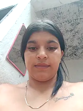 naughty-girl01 online show from 01/01/25, 12:22