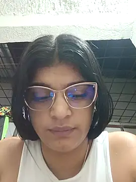 naughty-girl01 online show from 02/13/25, 10:23