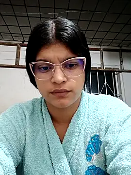 naughty-girl01 online show from 03/04/25, 10:13