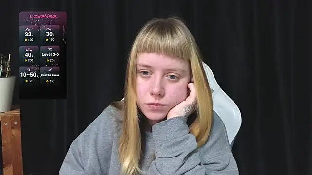 June shy0 online show from 12/18/25, 07:47