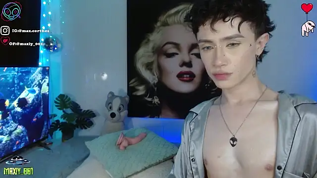 maxiy 001 online show from 03/04/26, 04:24