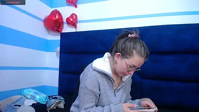  isaabellaa online show from 03/16/25, 02:55