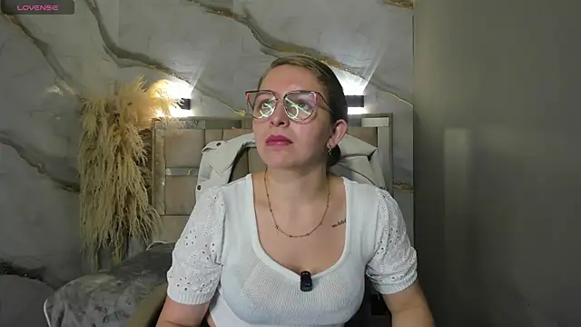  isaabellaa online show from 07/06/26, 02:36