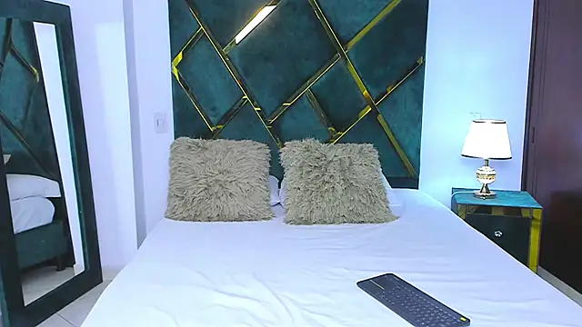 Criss Ariana online show from 02/18/25, 12:28