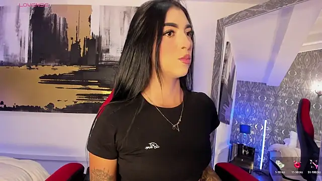 Snapshot of AriRobert_ chatting on 10/25/25, 04:09 AriRobert online show from 10/25/25, 04:09