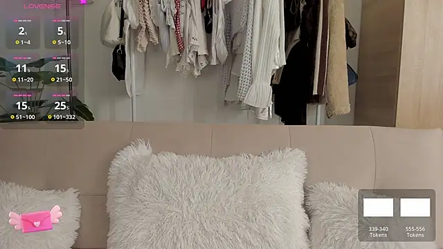 Sweetnaughtygirl  online show from 04/24/26, 01:41